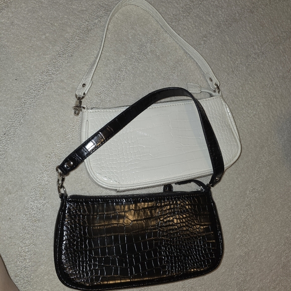 2-in-1 Croc-Embossed Shoulder Bag Bundle | Black White | Faux Leather | Pre-Own - Picture 1 of 3